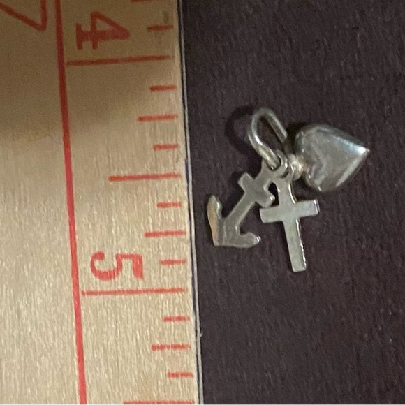 Charm - Faith, Hope & Love in sterling silver - Picture 2 of 2